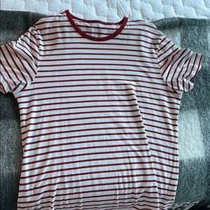 Lululemon 5 year basic T- Large